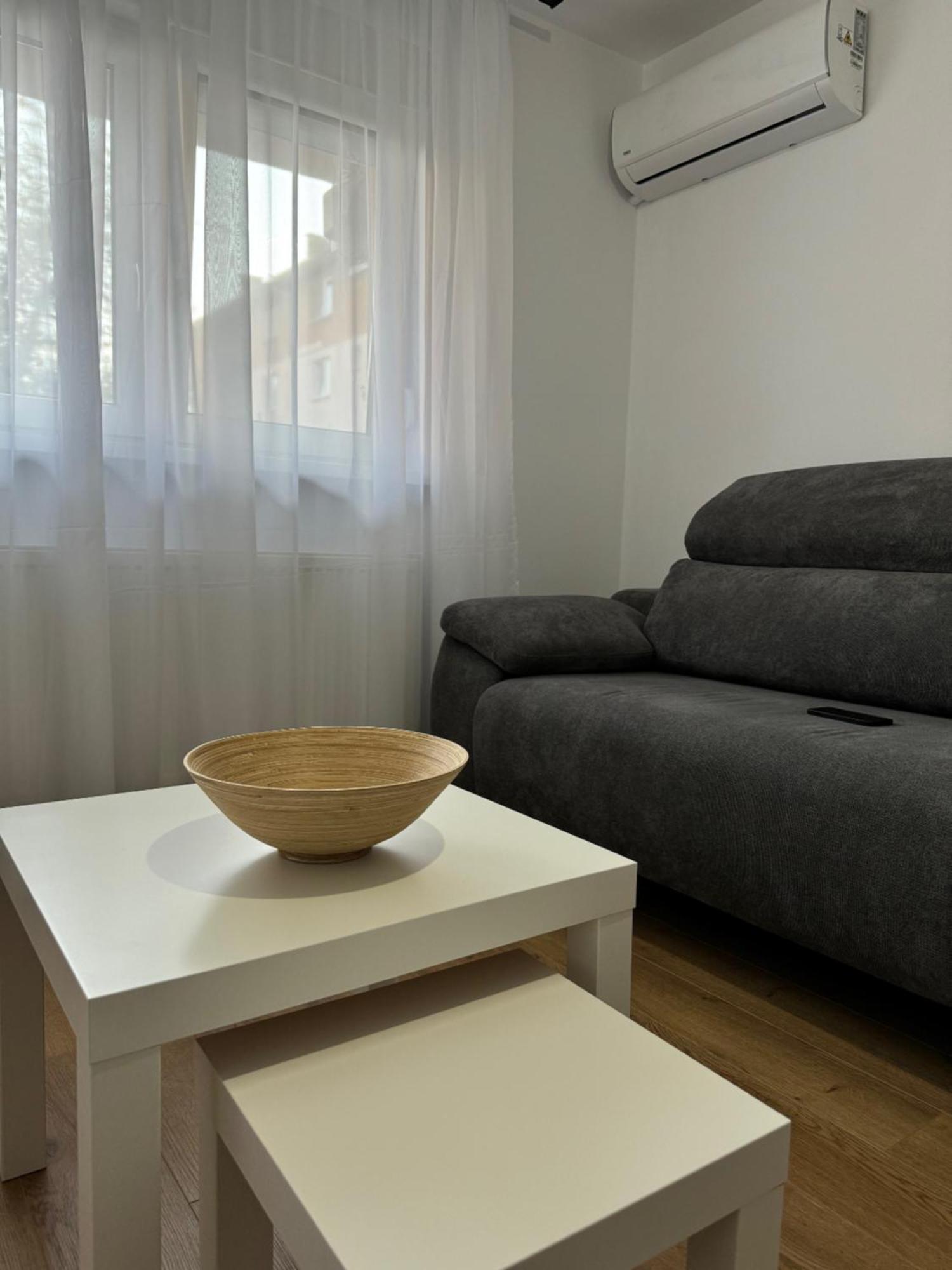 Central Studio Mediaş Extérieur photo